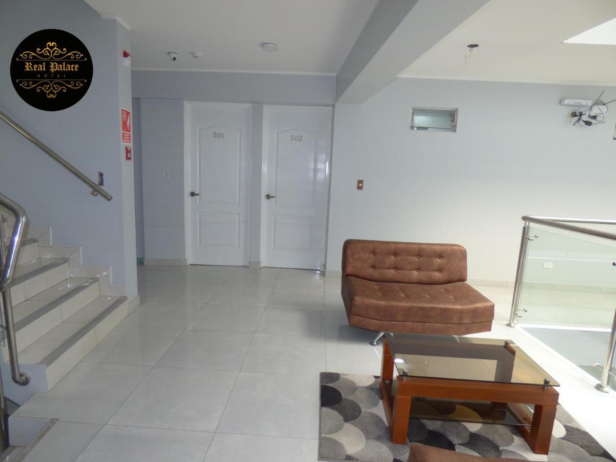 Hotel Real Palace Чурин Екстериор снимка